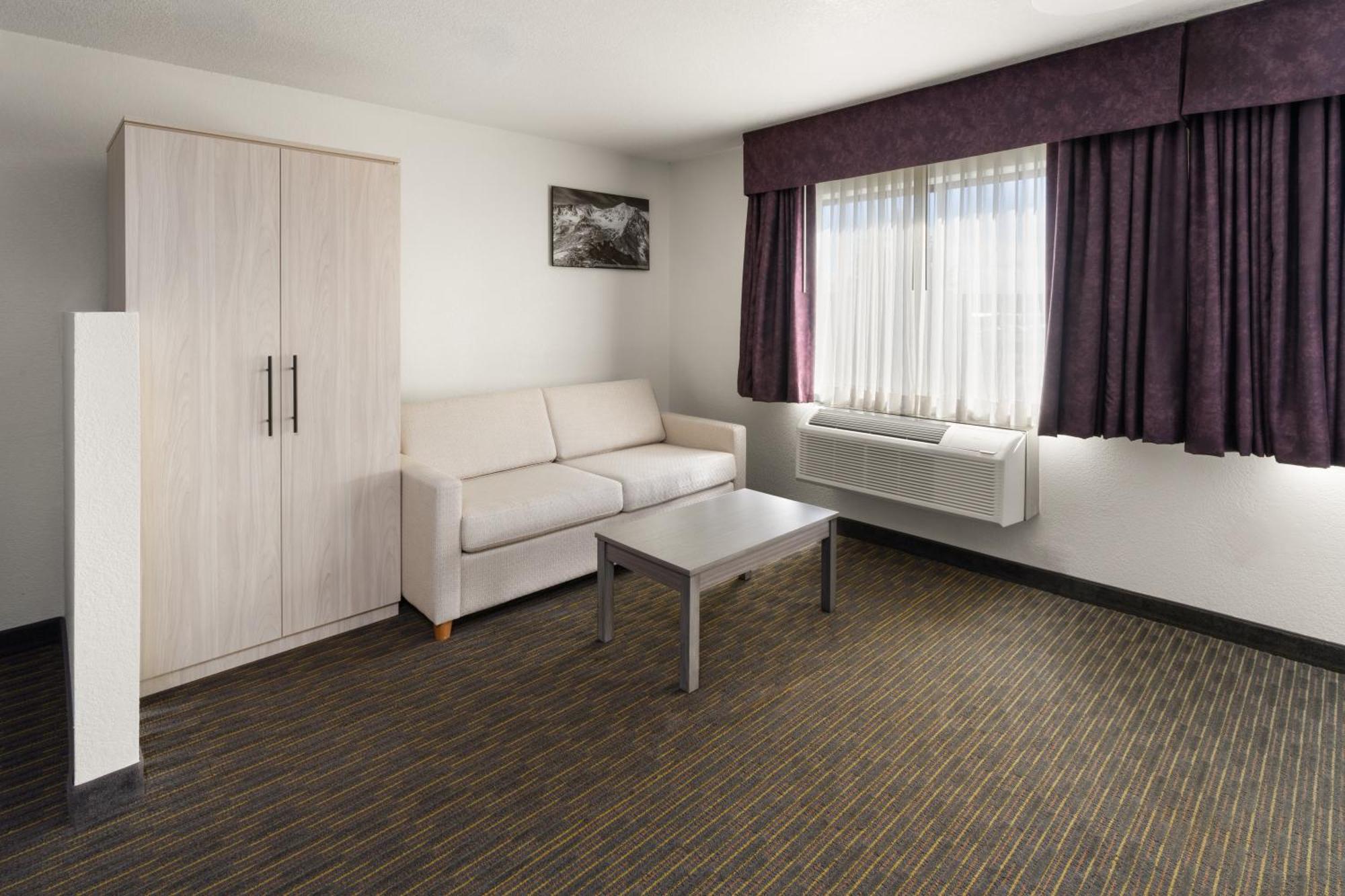 Sylo Hotel Denver Airport, A Ramada By Wyndham Aurora Extérieur photo