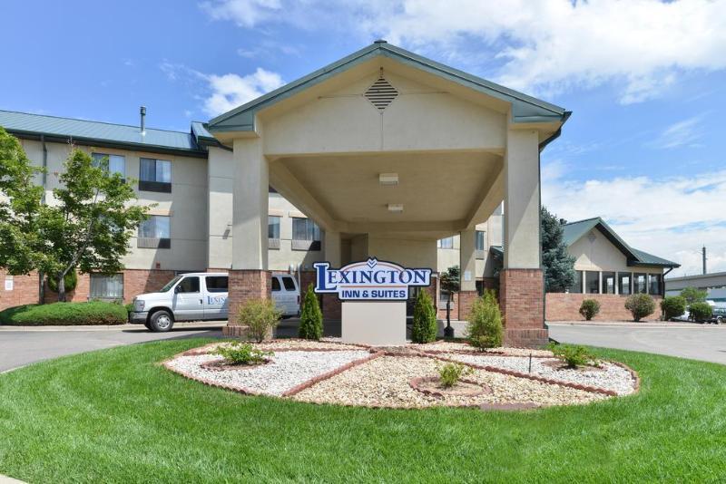 Sylo Hotel Denver Airport, A Ramada By Wyndham Aurora Extérieur photo